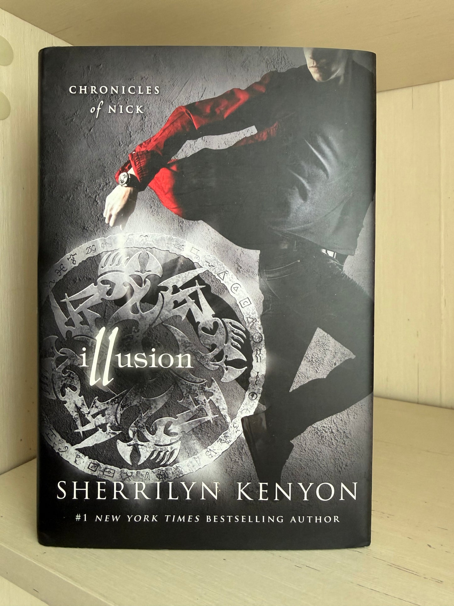 Illusion – Chronicles of Nick Book 5 by Sherrilyn Kenyon (Used Hardcover)