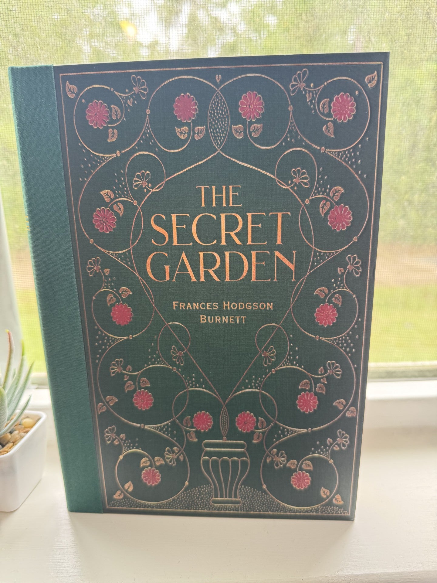 *NEW* The Secret Garden by Frances Hodgson Burnett