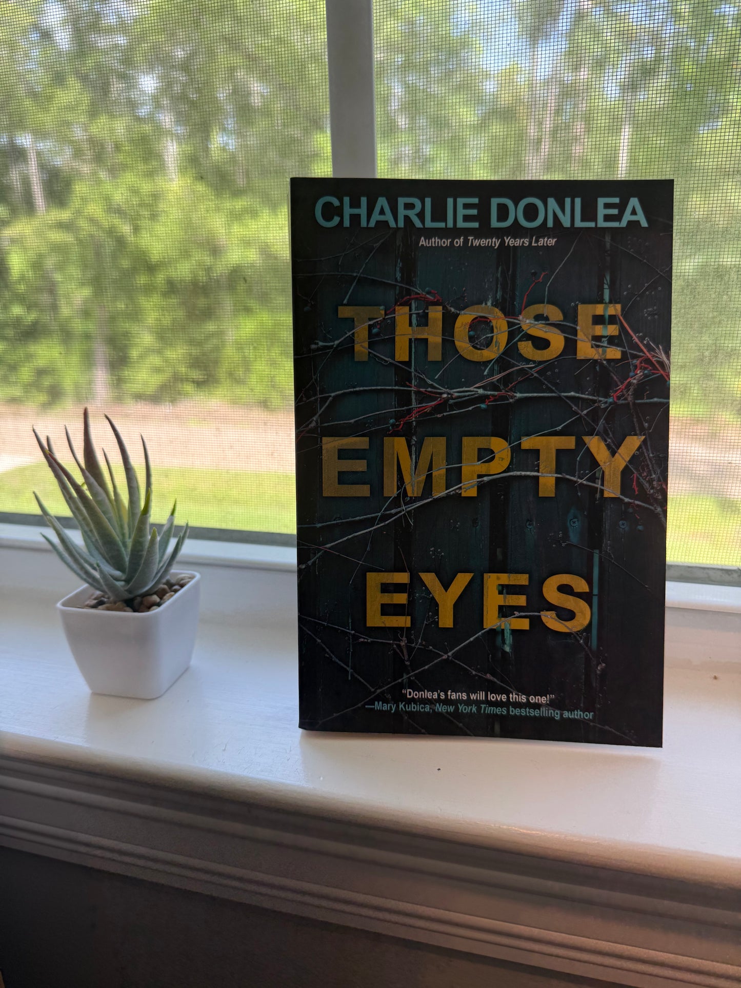 *NEW* Those Empty Eyes by Charlie Donlea