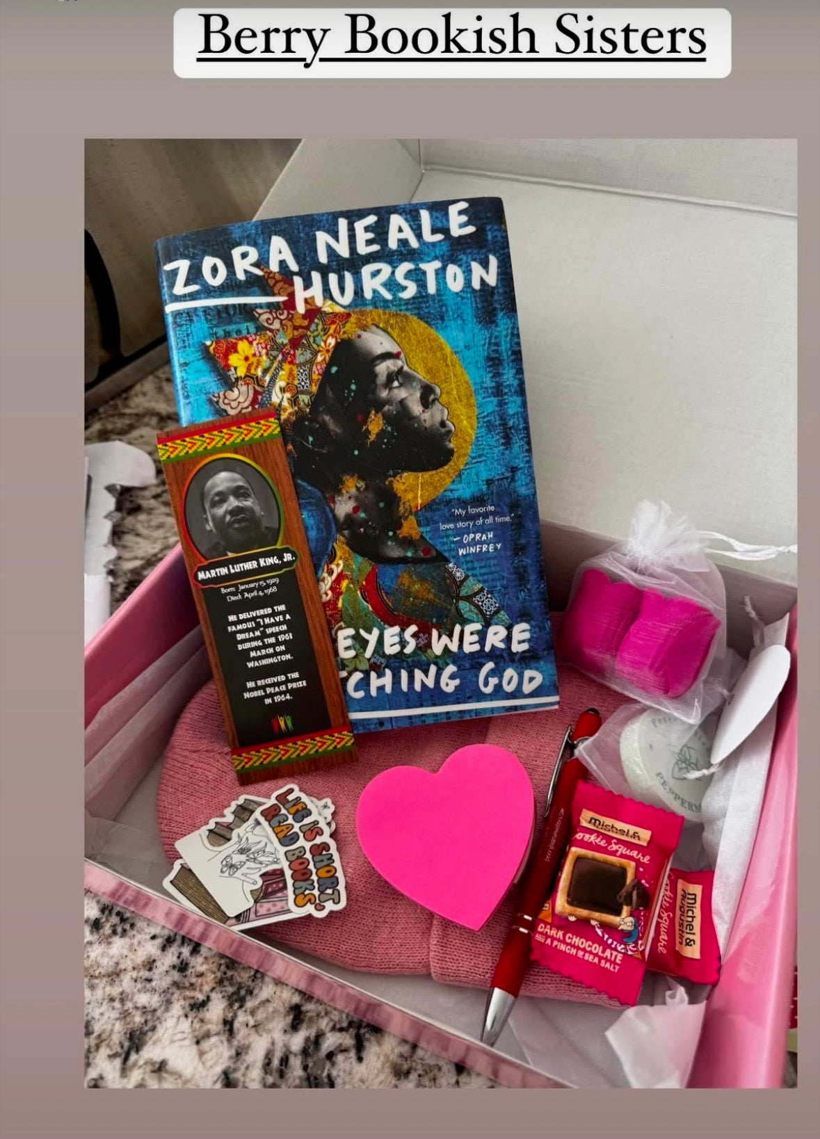 Berry Classy Classic Box