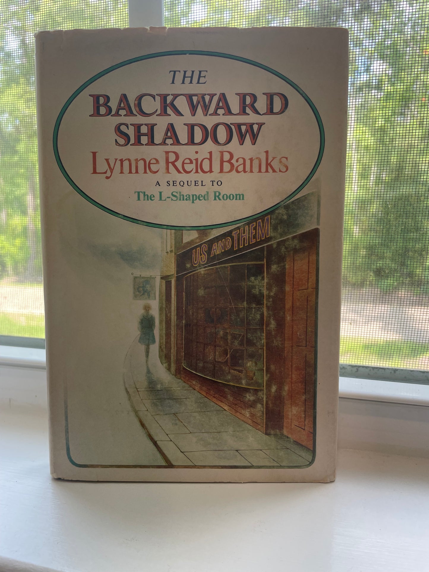 The Backward Shadow by Lynne Reid Banks