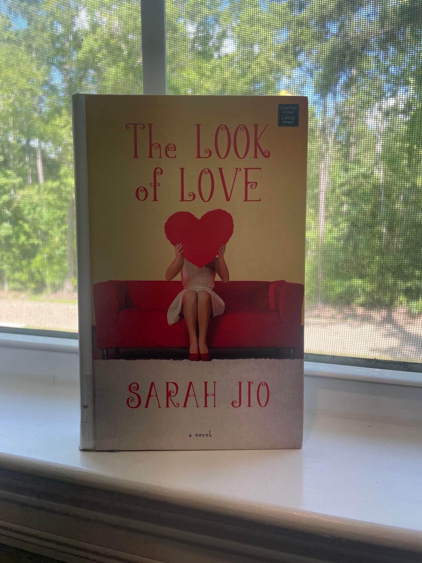 *USED* The Look of Love by Sarah Jio